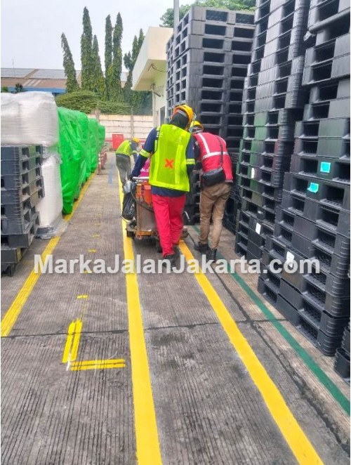 Pengecatan Marka Jalan Raya / Thermoplastik